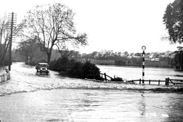 Floods in Rugby 1932