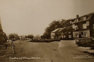 The Red Lion, Wolston