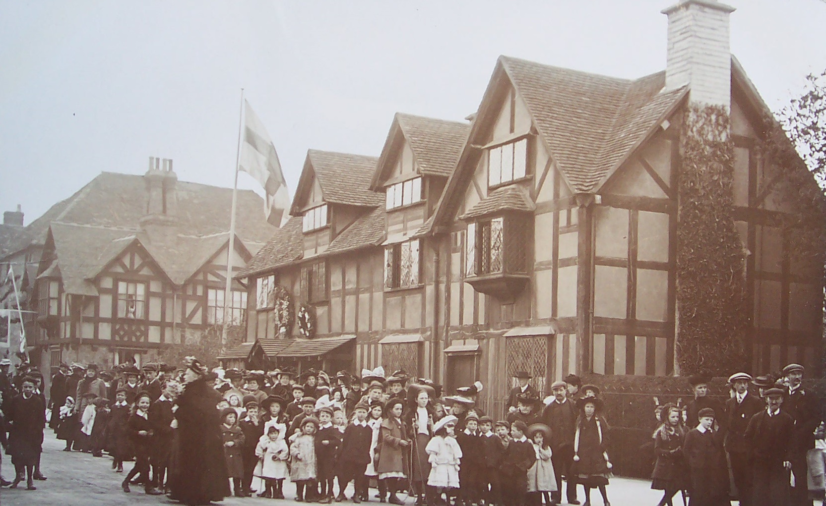 Talk of the (Stratford) Town Our Warwickshire