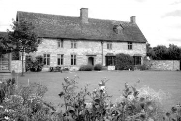 Shottery Manor and the Hugh Clopton School for Girls