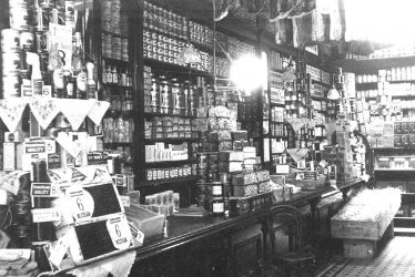 Leamington Spa.  Parade, George Mason, interior