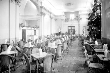 Leamington Spa.  Pump Rooms