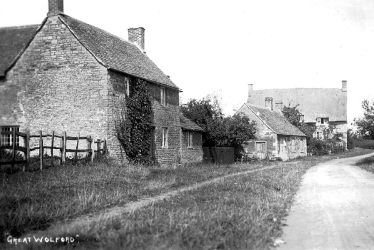 Great Wolford.  Cottages