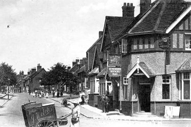 Henley in Arden.  High Street