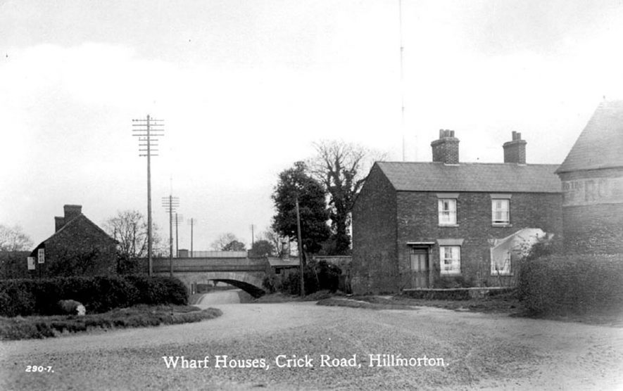 Wharf houses and bridge, Crick Road, Hillmorton.  1930s |  IMAGE LOCATION: (Warwickshire County Record Office)