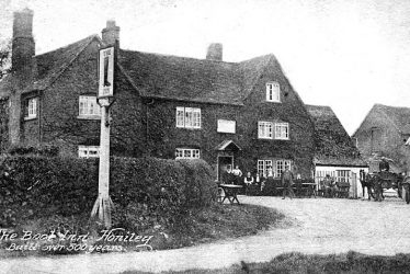 Honiley.  Boot Inn
