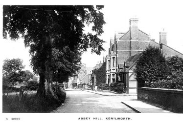 Kenilworth.  Abbey Hill