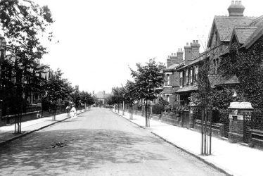 Kenilworth.  Waverley Road