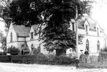 Kineton.  Middle Class School