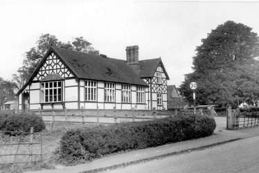 Ladbroke.  School building and playground