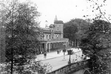 Leamington Spa.  Pump Rooms