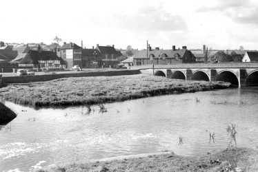 Polesworth.  River Anker bridge and footbridge