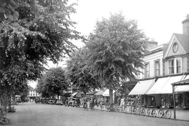Rugby.  Clifton Road