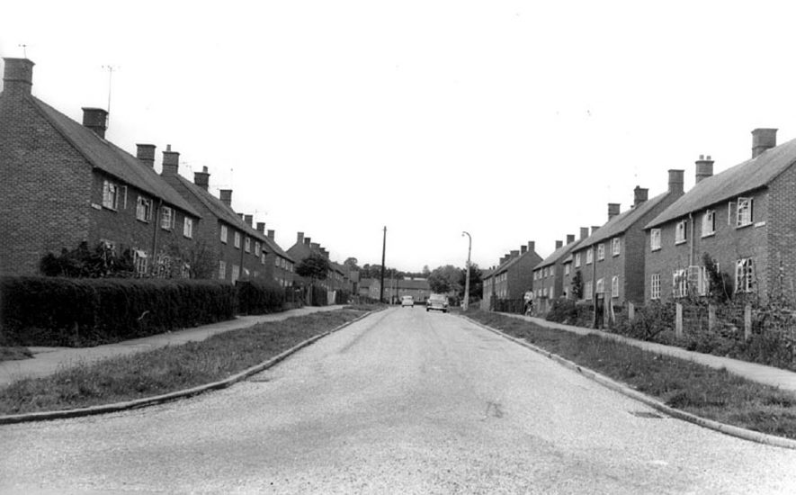 The New Estate, Shipston on Stour.  1960s
[It has been suggested that the road is Berry Avenue, and since we moved into number 22 in May 1950 means the date is incorrect.] |  IMAGE LOCATION: (Warwickshire County Record Office)