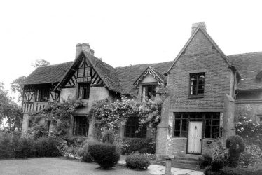 Studley.  Old Castle