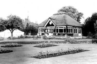 Warwick.  St Nicholas' Park