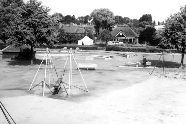 Warwick.  St Nicholas' Park