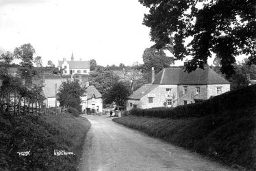 Lighthorne.  Village, Old School and the Antelope Inn