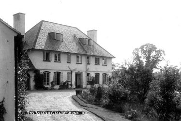Lighthorne.  Vicarage
