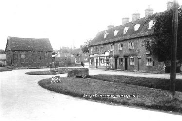 Stretton on Dunsmore.  Terraced houses and general store