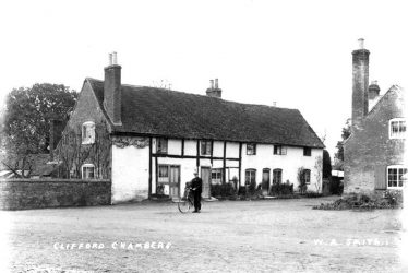 Clifford Chambers.  Cottages