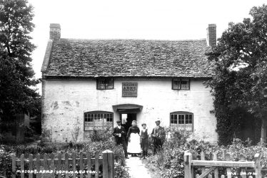 Long Marston.  Mason's Arms