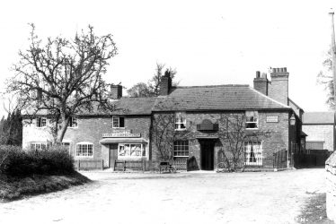 Welford on Avon.  Bell Inn