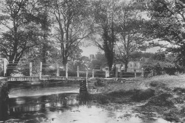 Kenilworth.  Ford