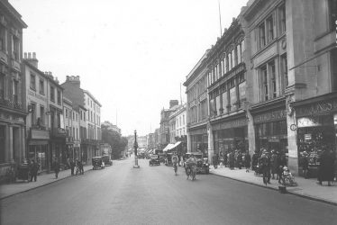 Leamington Spa.  Parade