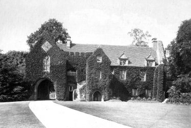 Stoneleigh.  Stoneleigh Abbey, gatehouse