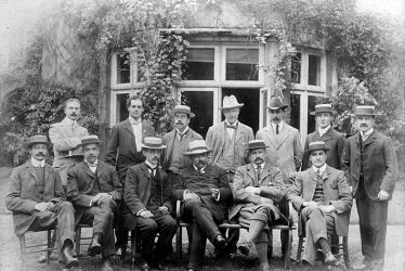 Warwick.  Pageant Committee