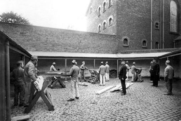 Warwick.  Cape Road, Warwick Prison
