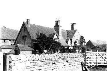 Long Marston.  Laurels Farm