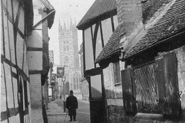 Warwick.  St Mary's Church from Oken's passage