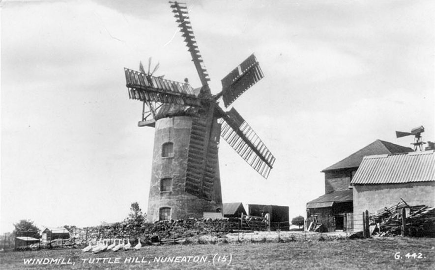 Tuttle Hill windmill, Nuneaton.  1930s |  IMAGE LOCATION: (Warwickshire County Record Office)