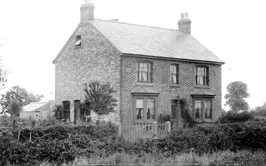 Unidentified double fronted brick and slate house in Nuneaton.  1900s |  IMAGE LOCATION: (Warwickshire County Record Office)