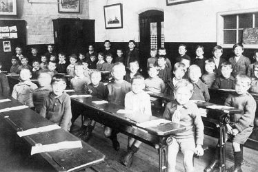 Nuneaton.  School class group