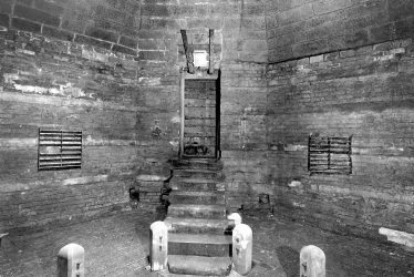 Warwick.  Shire Hall, Old Dungeon