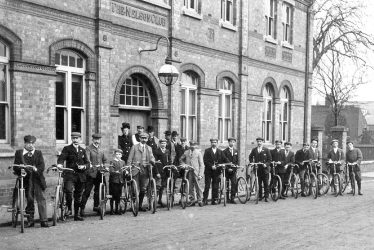 Warwick.  Charles Street, Nelson Club, cycling club