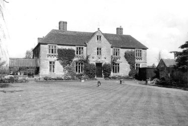 Warwick.  Woodloes House