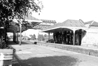 Kenilworth.  Railway Station