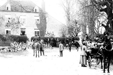Lighthorne.  Warwickshire Hunt