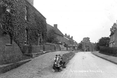 Lillington.  Village scene