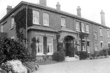 Leamington Spa.  Chase