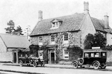 Newbold on Stour.