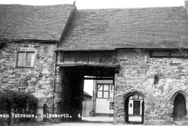 Polesworth.  Dungeon entrance