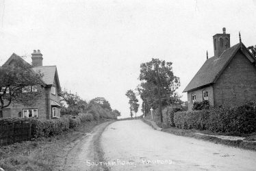 Radford Semele.  Southam Road
