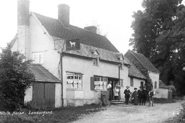 Lowsonford.  White Horse Inn