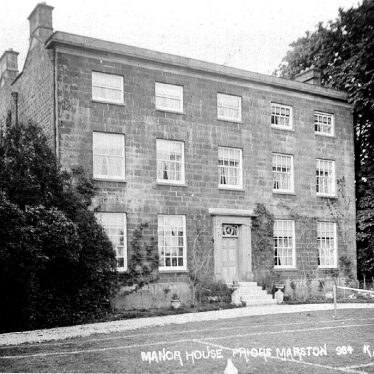 Priors Marston.  Manor House