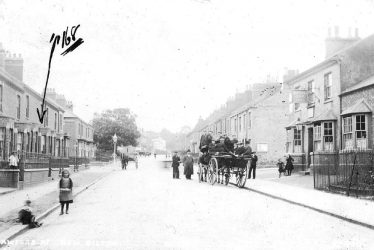 New Bilton.  Lawford Road